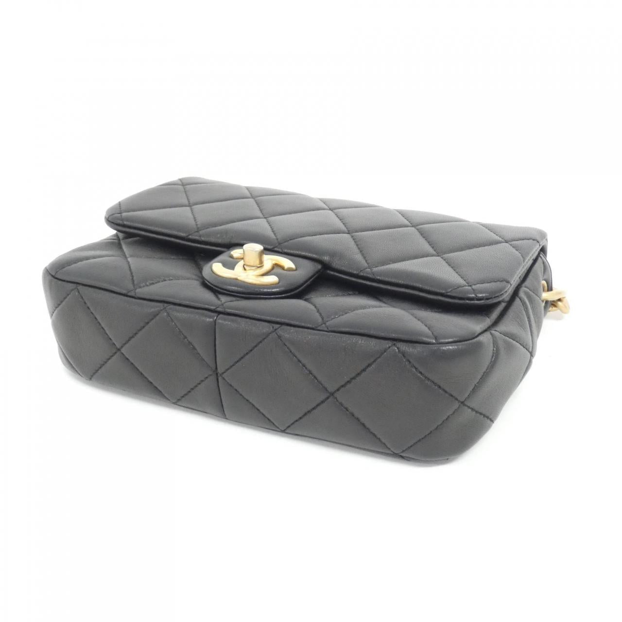 Chanel AS4231 Lambskin Shoulder Bag