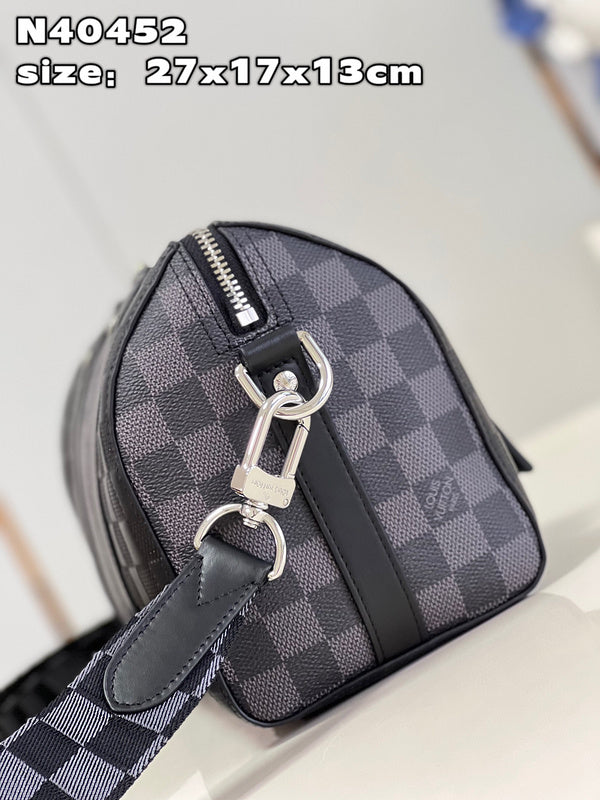 Franco Shops - Louis Vuittons - 15605