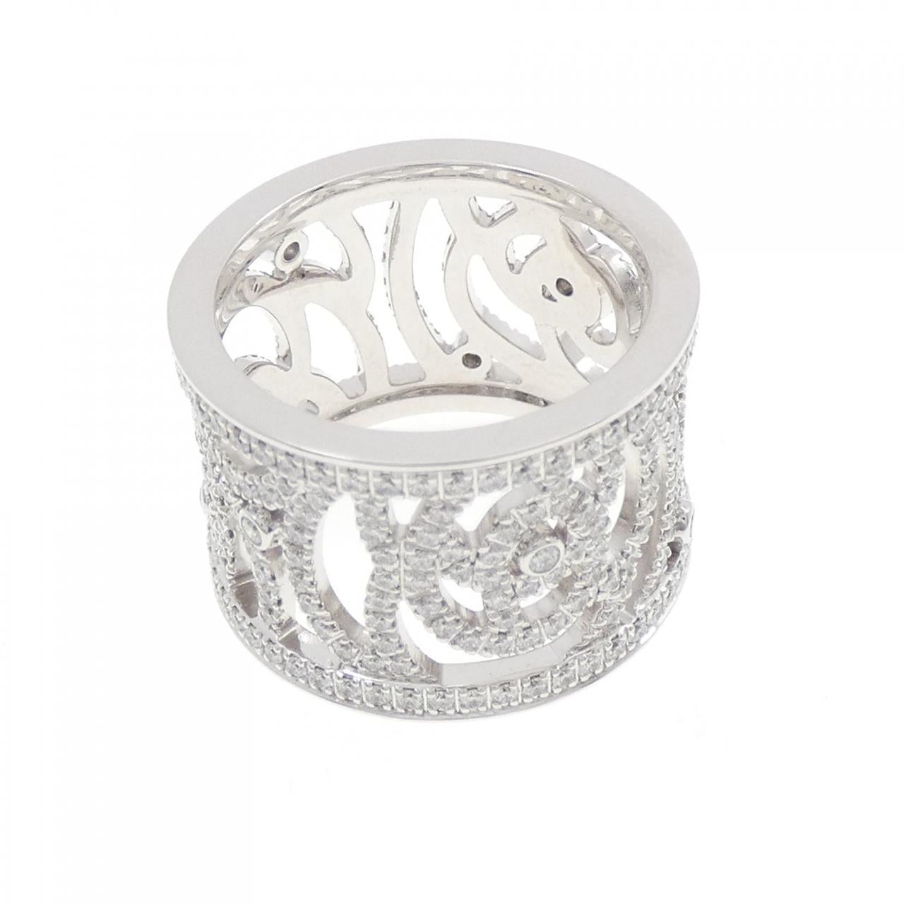 Chanel Camelia 750 White Gold Diamond Ring