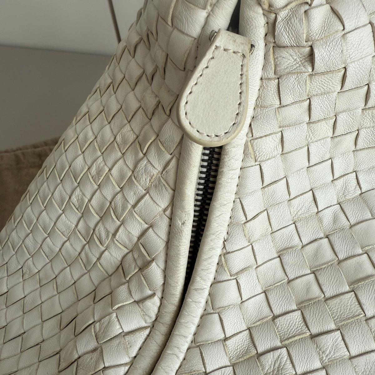 Bottega Veneta Belly Hobo Intrecciato White Large 47cm