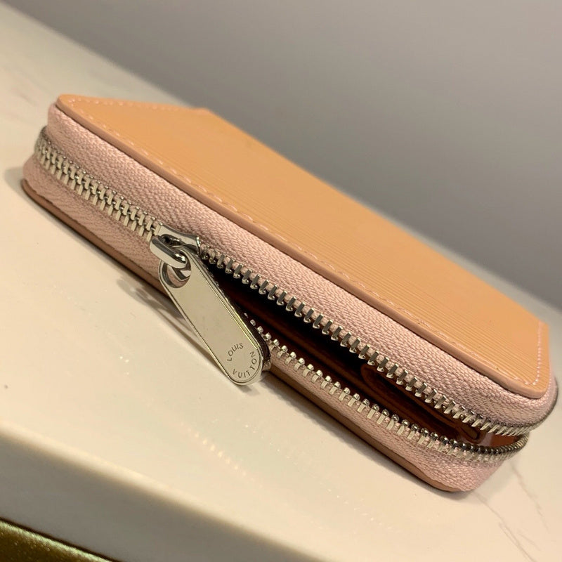 Franco Shops - Louis Vuittons - 9276
