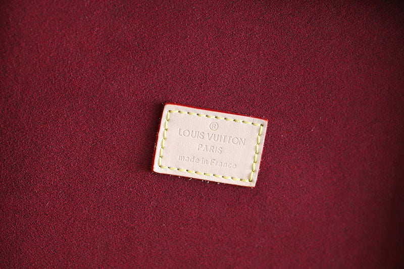 Franco Shops - Louis Vuittons - 9536