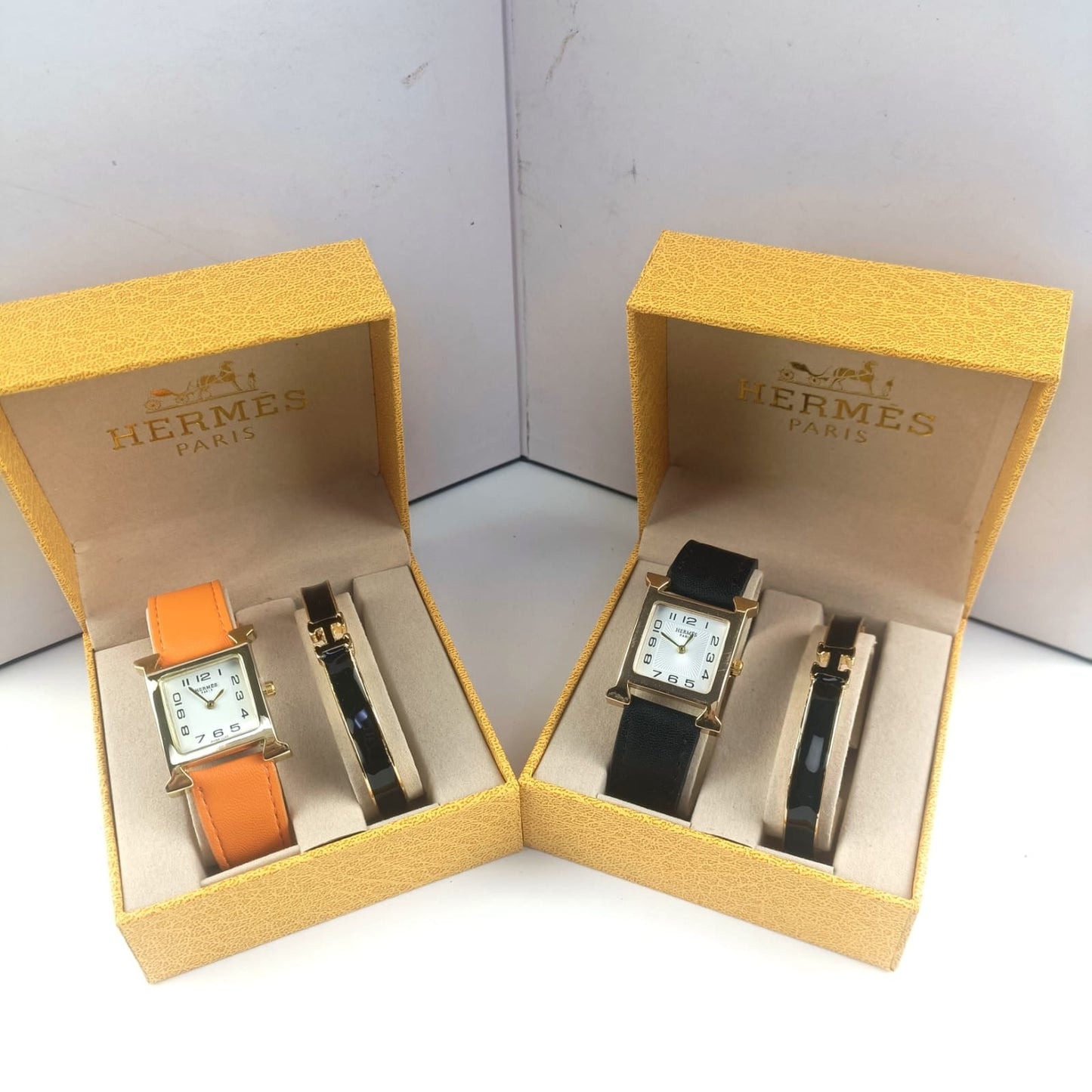 Hermès Watche and Bangle Set