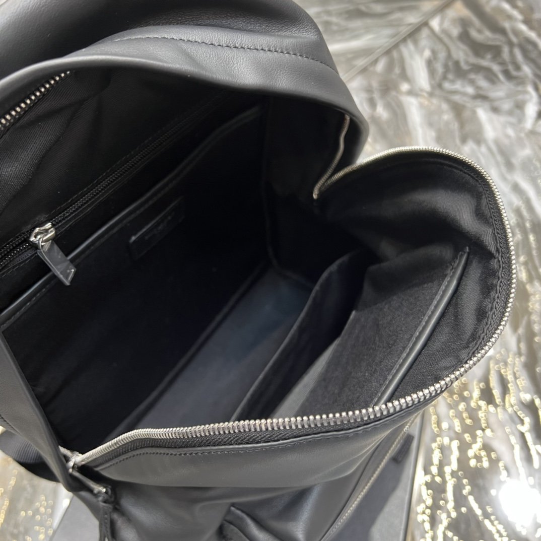 Yves Saint Laurent City Backpack In Unisex 13.8in/35cm Black