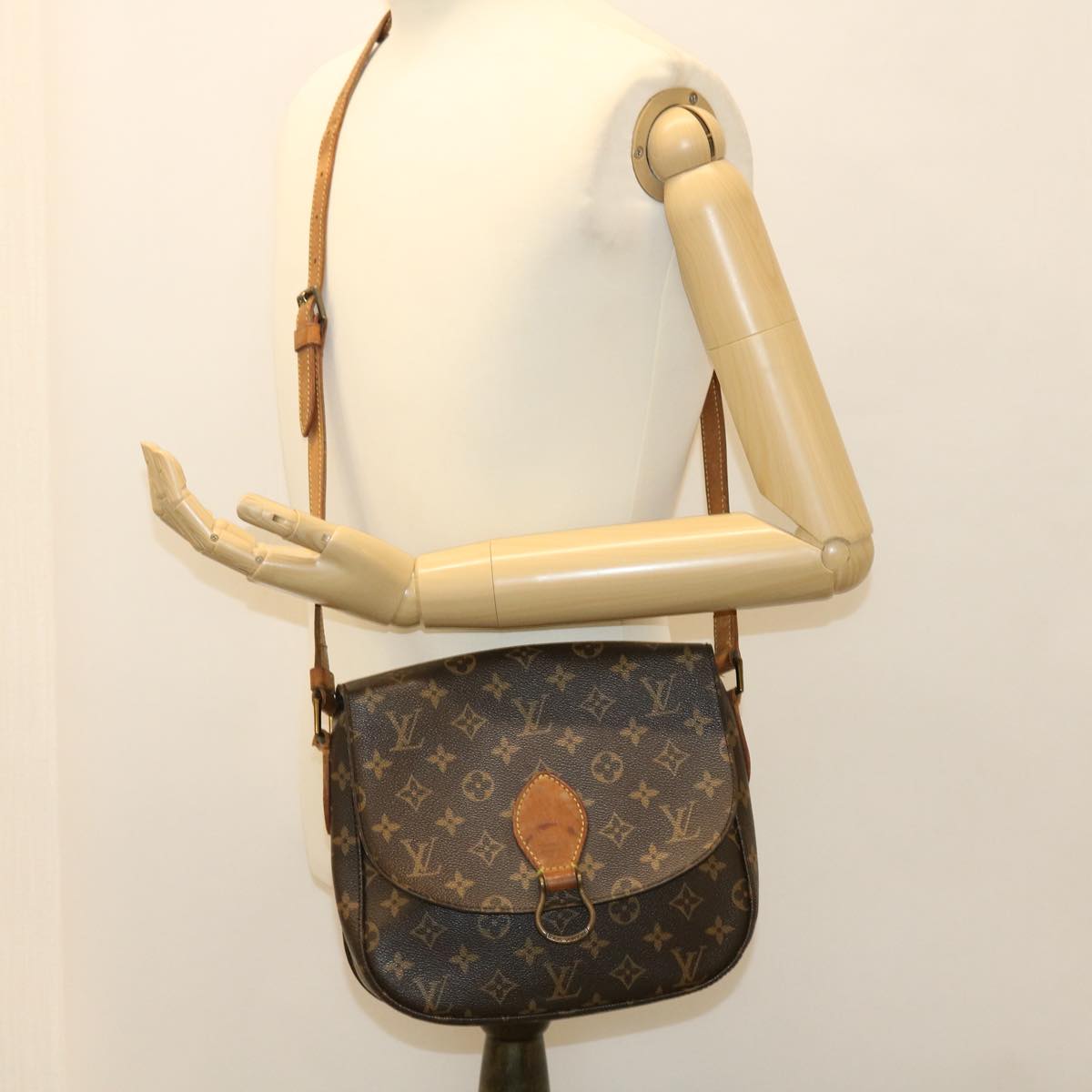 LOUIS VUITTON Monogram Saint Cloud GM Shoulder Bag M51242 LV 38944