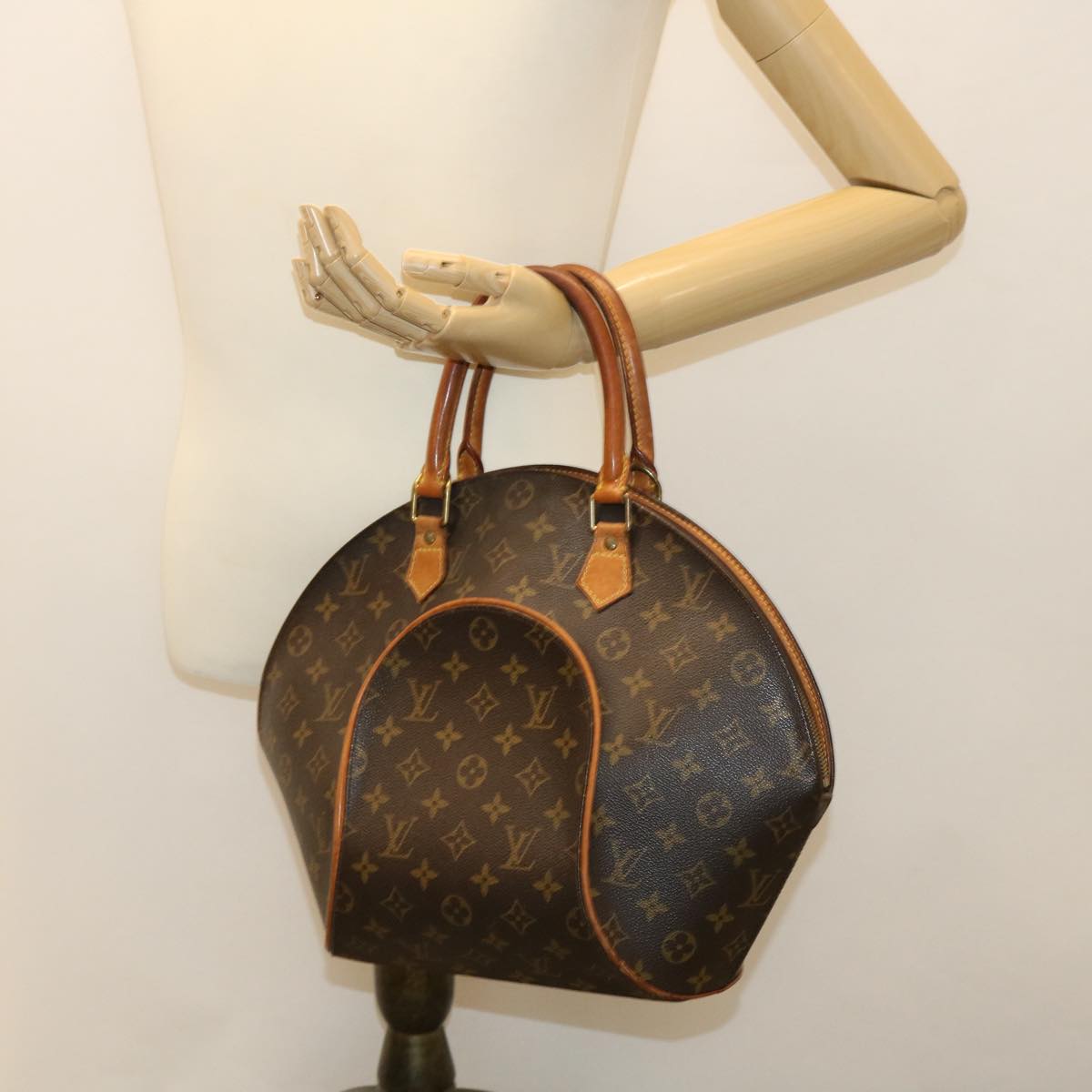 LOUIS VUITTON Monogram Ellipse MM Hand Bag M51126 LV 38979