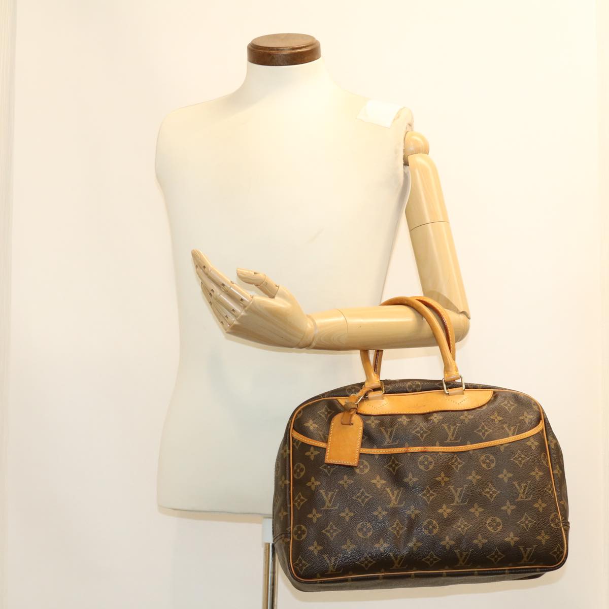 LOUIS VUITTON Monogram Deauville Hand Bag M47270 LV 39331