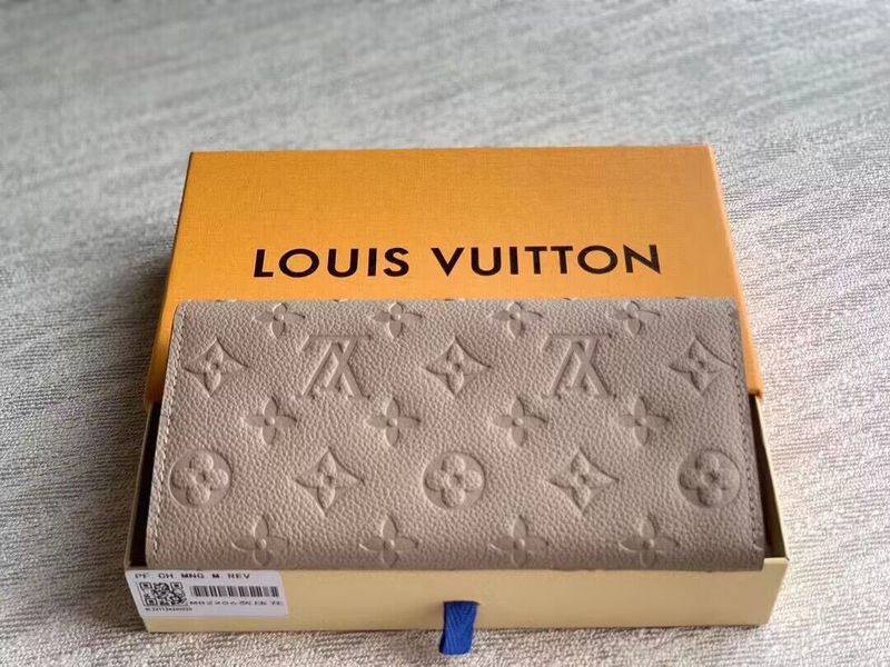 Franco Shops - Louis Vuittons - 15383