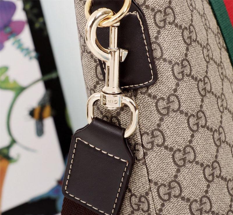 Gucci Bags - The Tote 901
