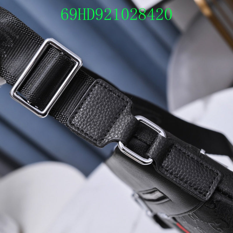 Gucci Bags - The Tote 828