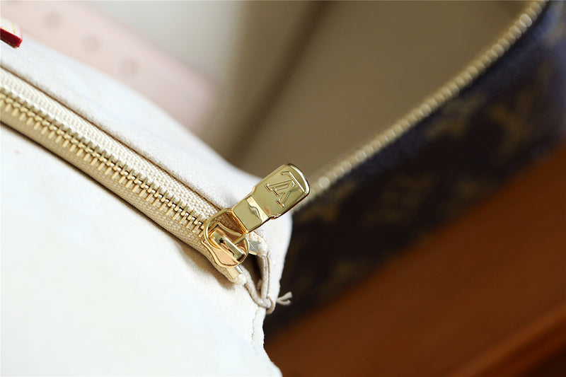Franco Shops - Louis Vuittons - 9372