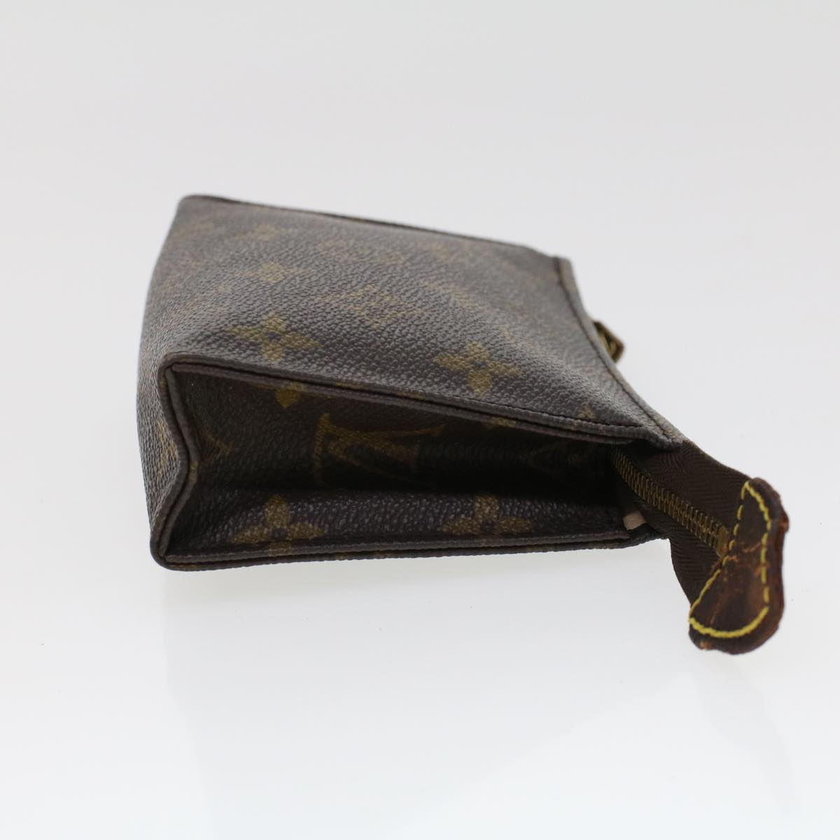 LOUIS VUITTON Monogram Poche Toilette 15 Pouch M47546 LV 44113