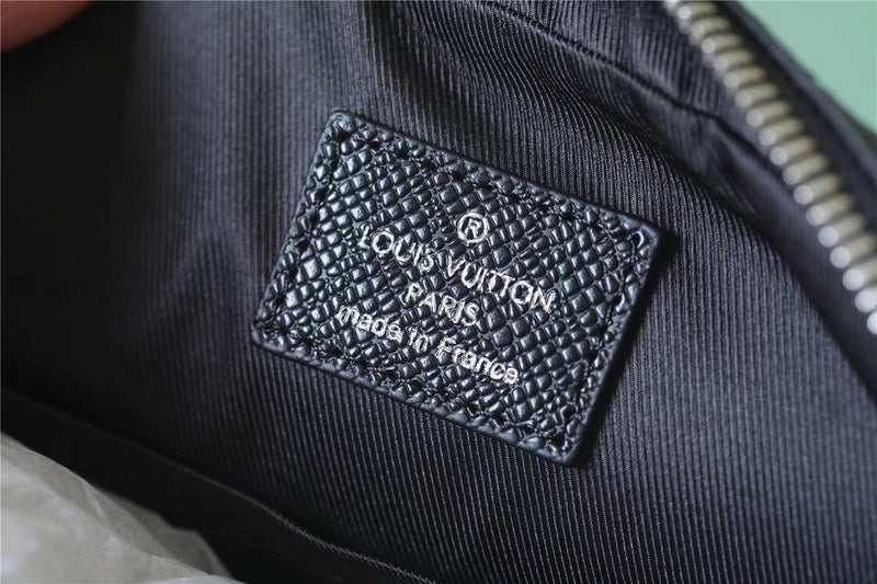 Franco Shops - Louis Vuittons - 9979