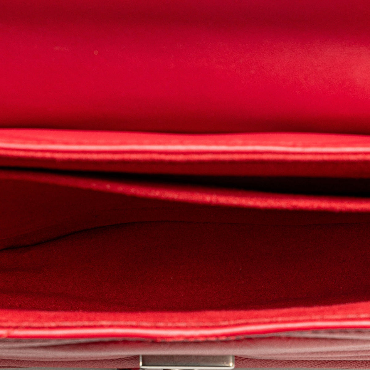 Red Louis Vuitton New Wave Chain Bag MM Satchel