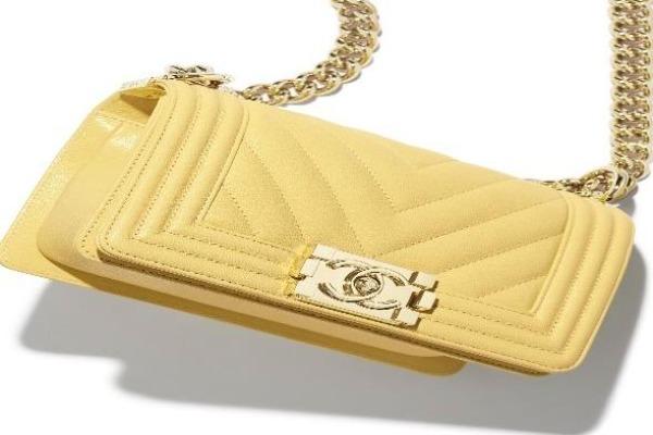 Chanel Boy Medium HandBag Beige