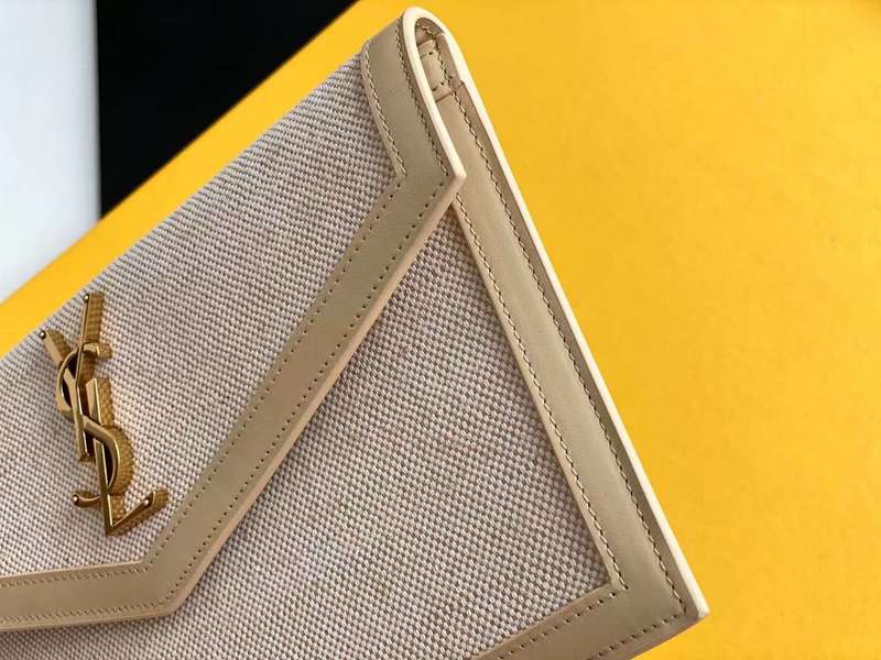 Yves Saint Laurent - Bags