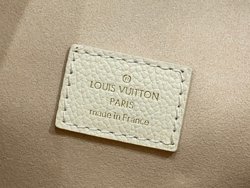 Franco Shops - Louis Vuittons - 15821