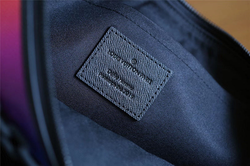 Franco Shops - Louis Vuittons - 9327