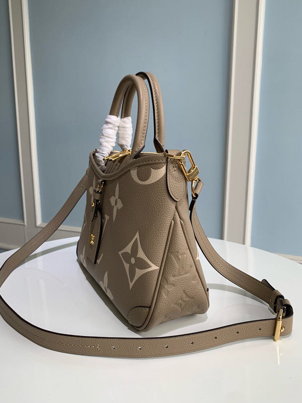 Franco Shops - Louis Vuittons - 15405