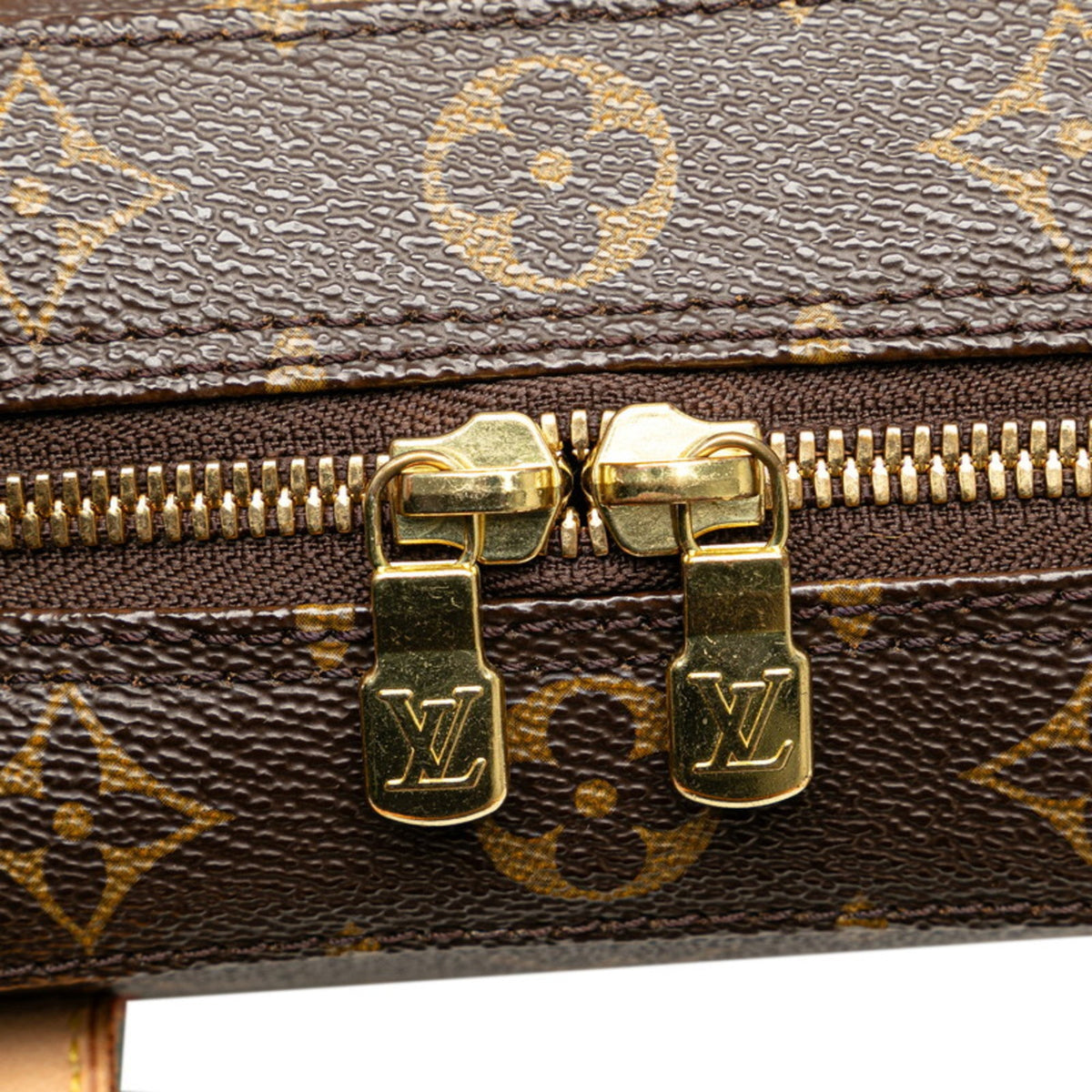 Louis Vuitton Monogram Monogram Monogram Handbag Shoulder Bag