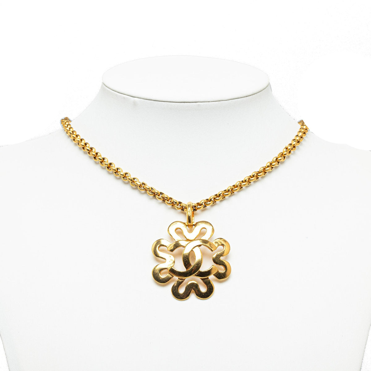 CHANEL CC Pendant Necklace Costume Necklace