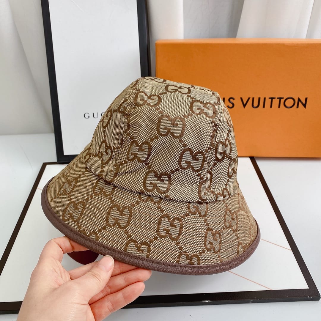 Gucci bucket hat