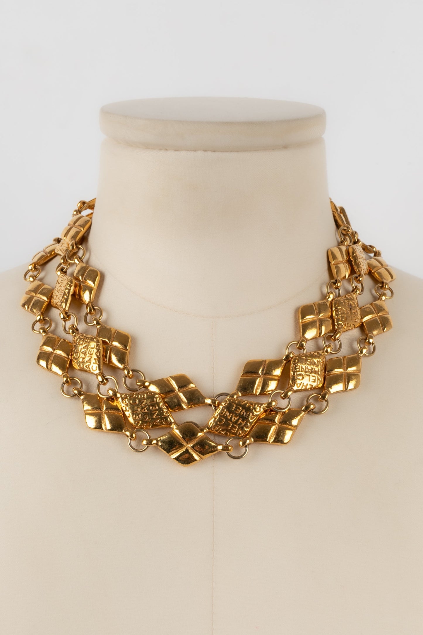Collier doré Chanel 1990s