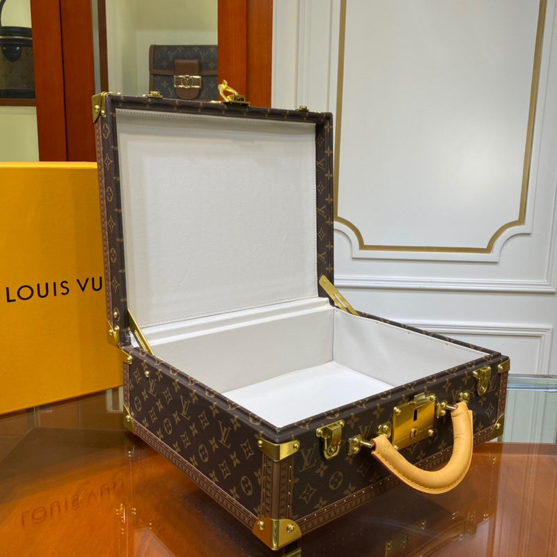 Franco Shops - Louis Vuittons - 9501