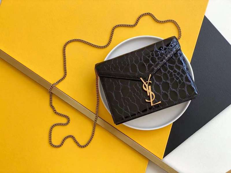 Yves Saint Laurent - Bags 145