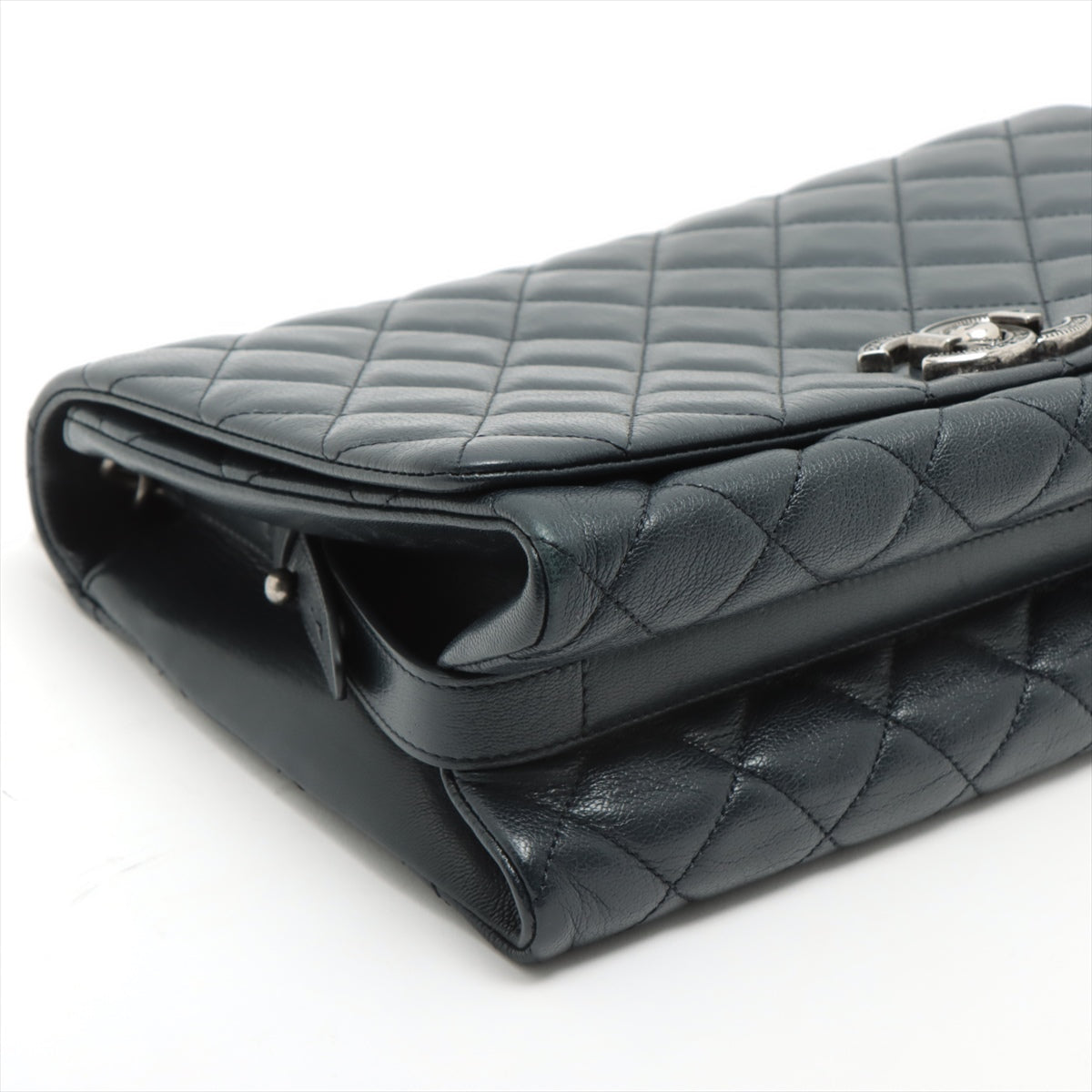 CHANEL DECAMATRACE LEZER SINGLE FLAPS SINGLE CHAIN BAG NAYBIE SILVER GOLD TOOLS EARTH LOVE MARKET SHOP