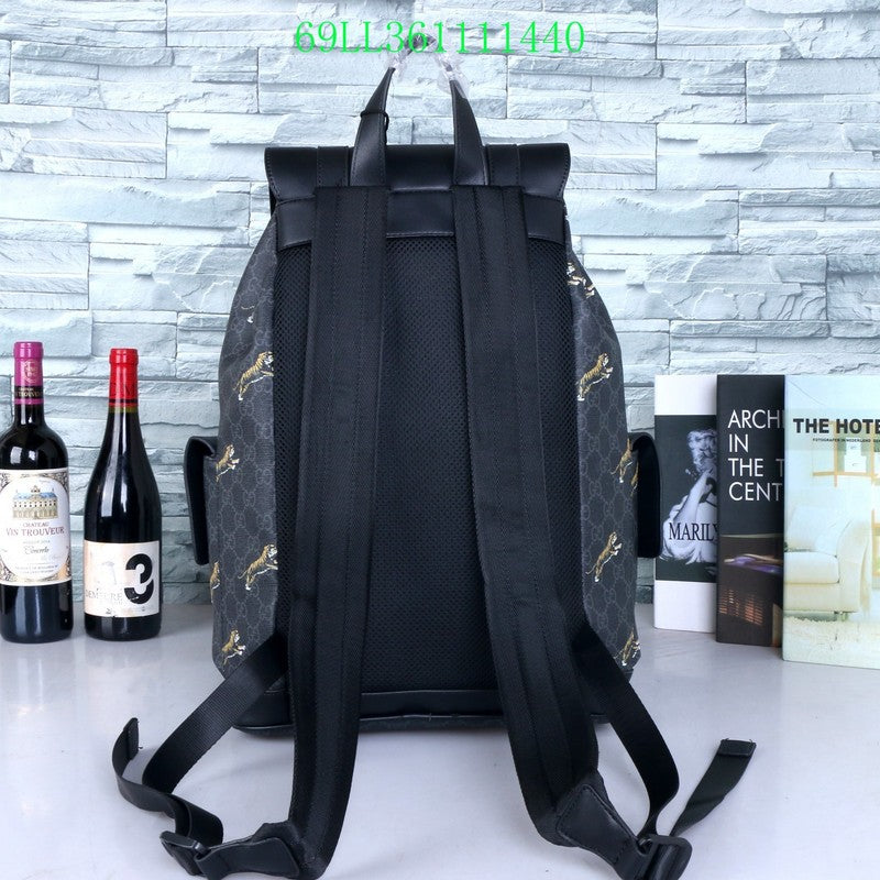 Gucci Bags - The Tote 1084