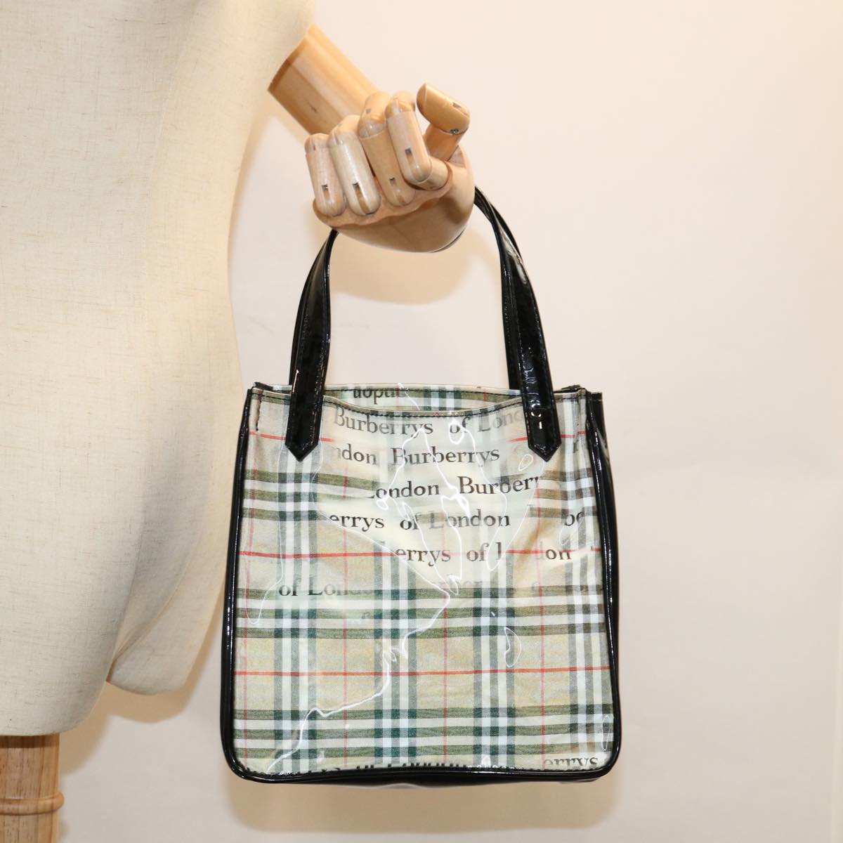 BurberrySs Nova Check Hand Bag Nylon Beige Auth 63085