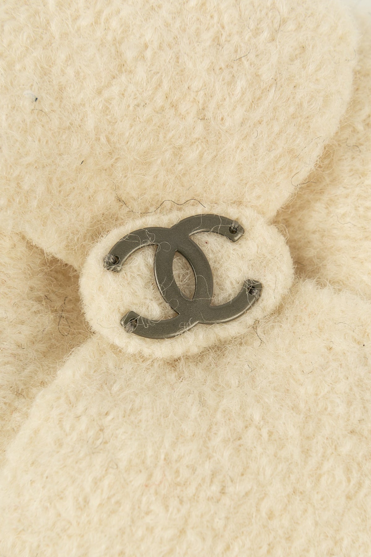 Broche camélia Chanel