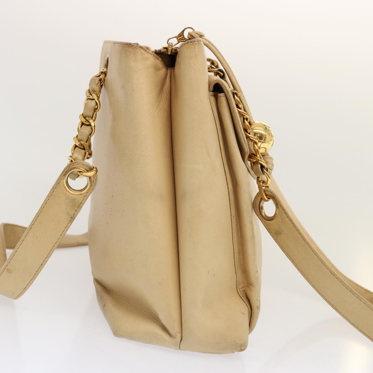 Chanel Chain Tote Bag Leather Beige CC Auth A