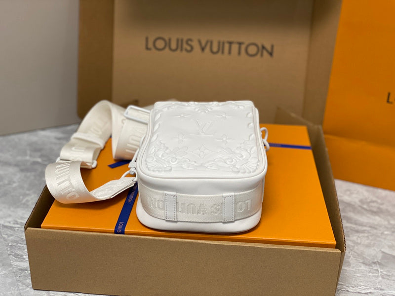 Franco Shops - Louis Vuittons - 15479