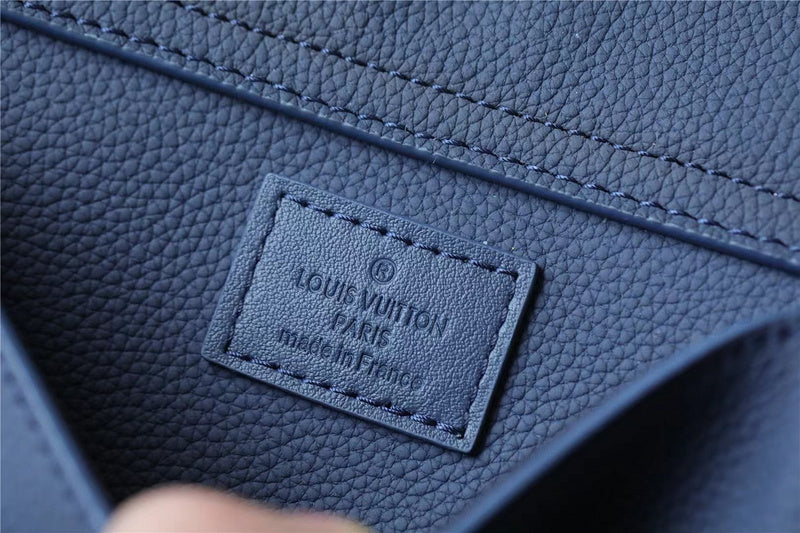Franco Shops - Louis Vuittons - 9980