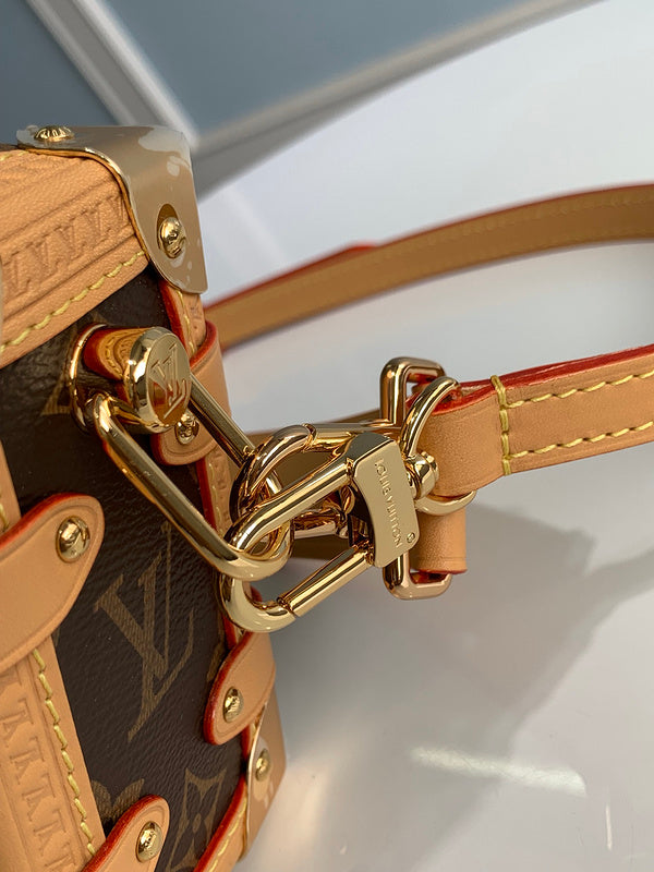 Franco Shops - Louis Vuittons - 15404