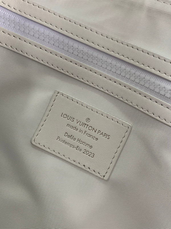 Franco Shops - Louis Vuittons - 15411