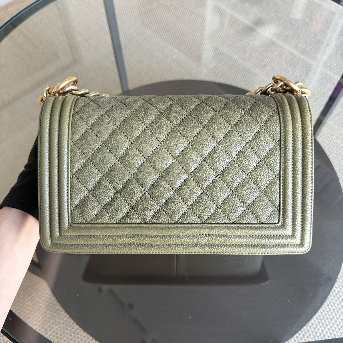 Chanel Boy Medium - Caviar 25CM Quilted Green Gold Hardware