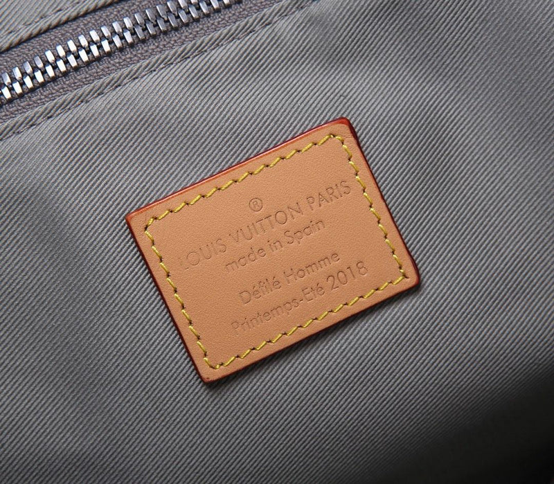 Franco Shops - Louis Vuittons - 15573