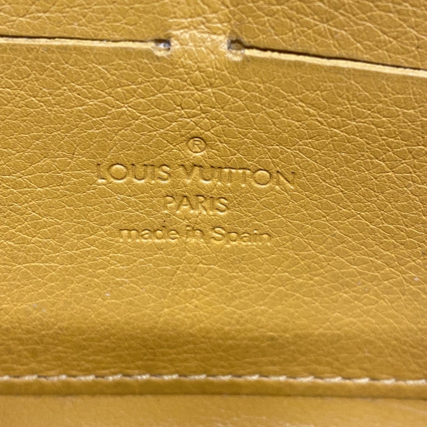 Louis Vuitton Long Wallet (Bi-Fold)