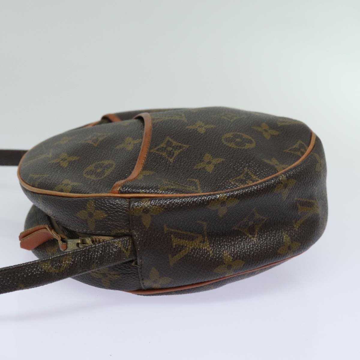 LOUIS VUITTON Monogram Pochette Shoulder Bag LV Auth 84153