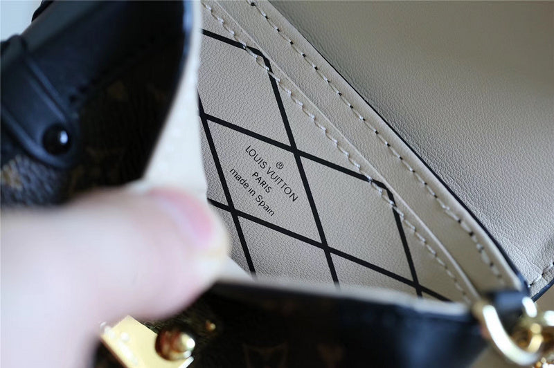 Franco Shops - Louis Vuittons - 9322