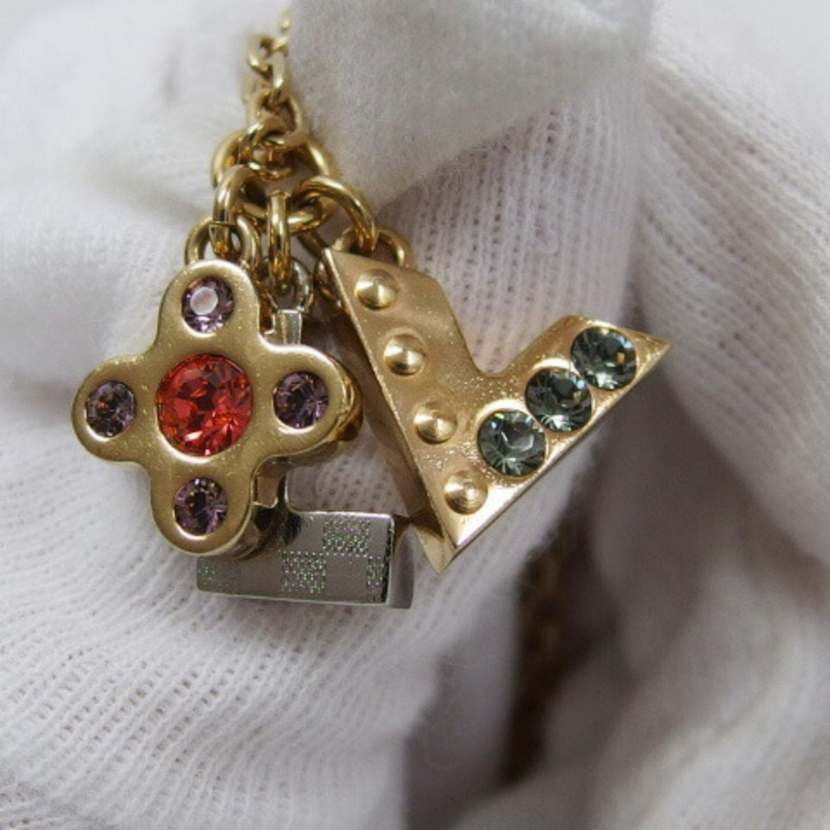 LOUIS VUITTON Love letter Necklace