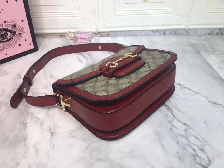 GC065 9.8x7.1x3.1