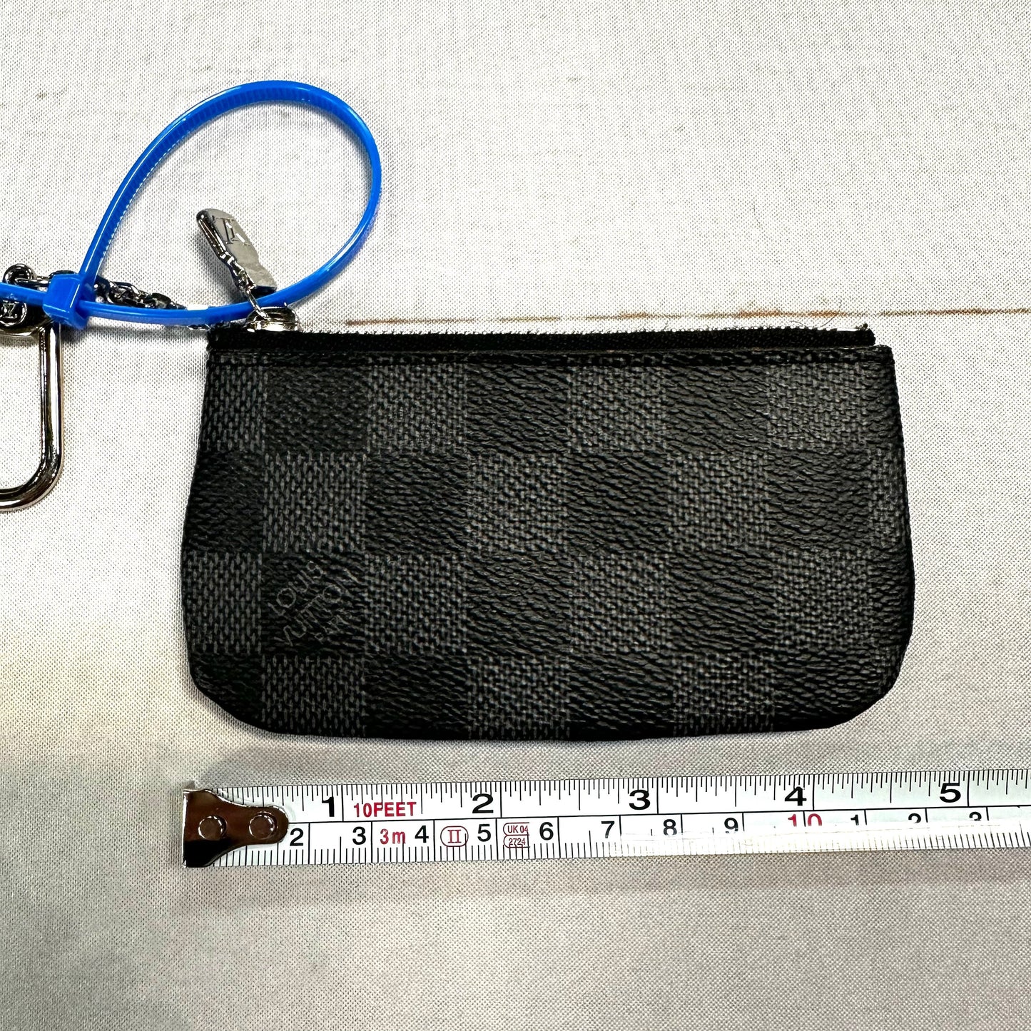 Coin Purse Luxury Designer By Louis Vuitton Size: Small