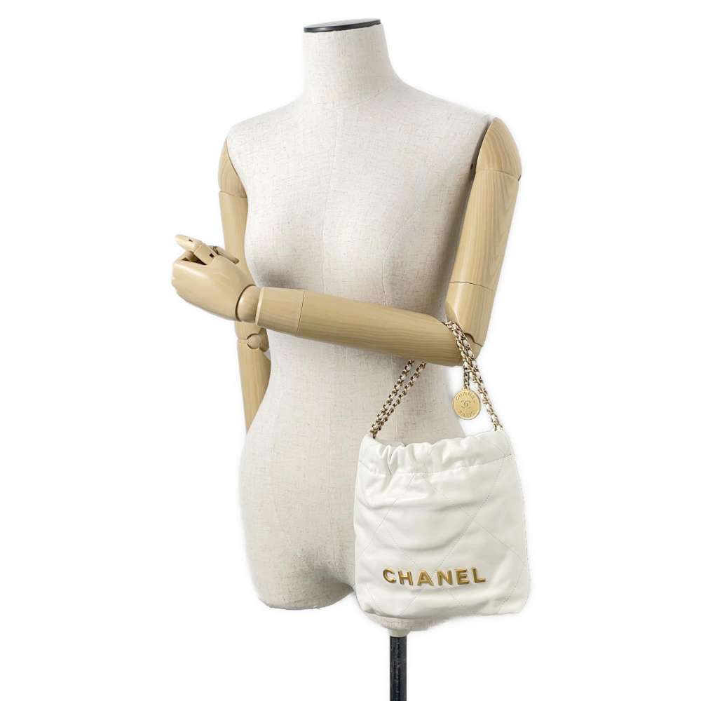 Chanel Chanel 22 HandBag White AS3980 Shiny Calf Leather Size Mini