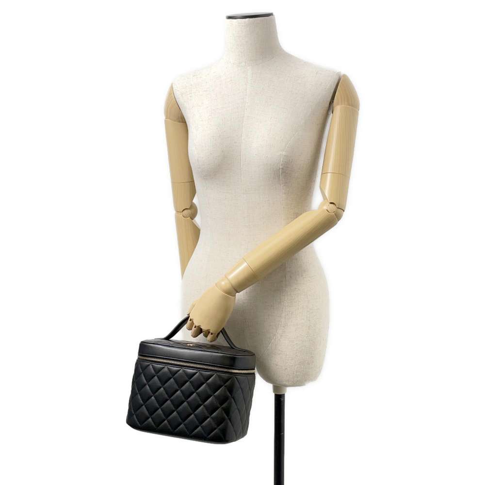 CHANEL Vanity bag Black A80913 Lambskin