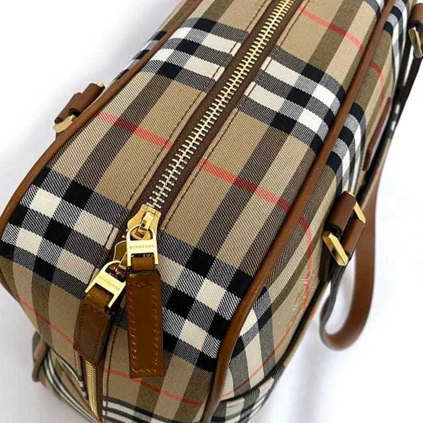 BURBERRY Nova Check Tote