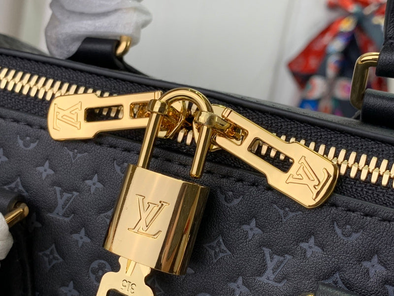 Franco Shops - Louis Vuittons - 15633